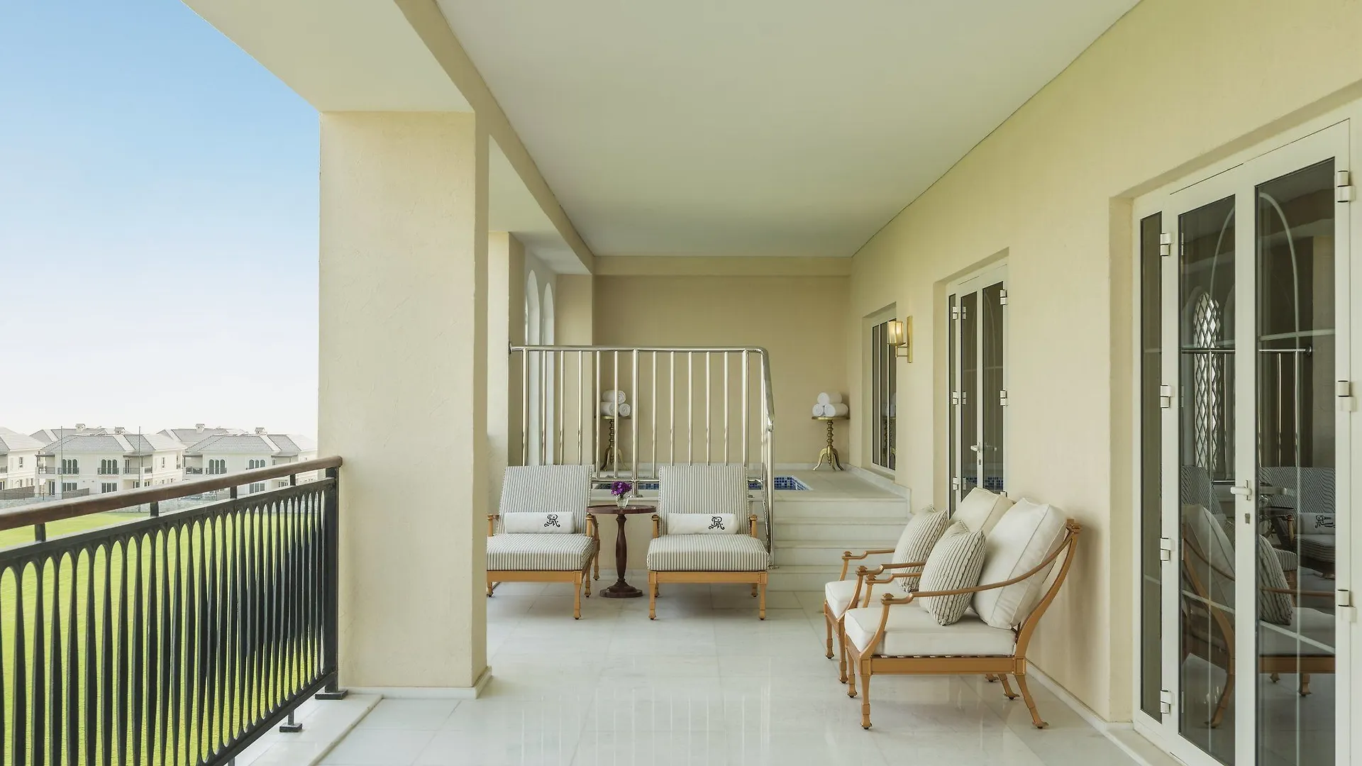 דובאי Al Habtoor Polo Resort
